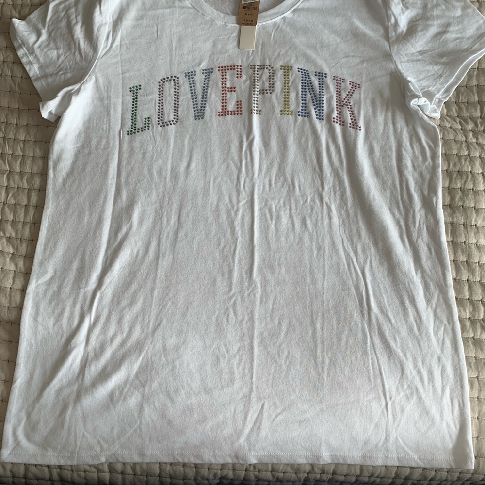 Women’s NWT PINK t shirt xl